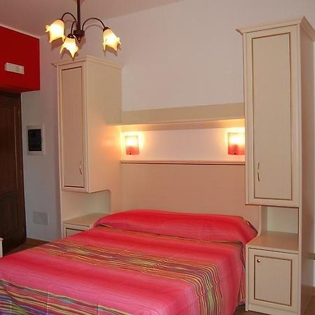 Agriturismo Parra Santa Lucia del Mela ภายนอก รูปภาพ