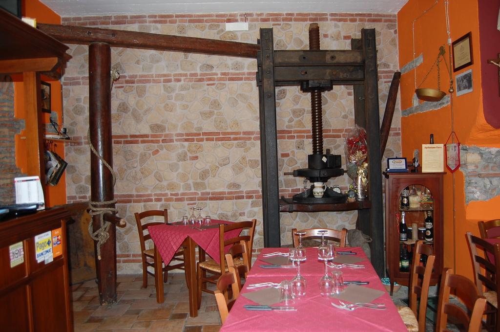Agriturismo Parra Santa Lucia del Mela ภายนอก รูปภาพ