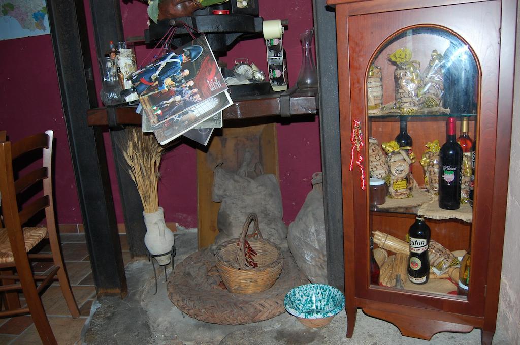 Agriturismo Parra Santa Lucia del Mela ภายนอก รูปภาพ