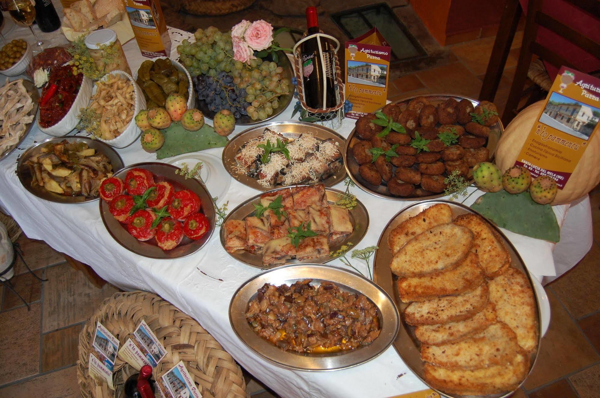 Agriturismo Parra Santa Lucia del Mela ภายนอก รูปภาพ